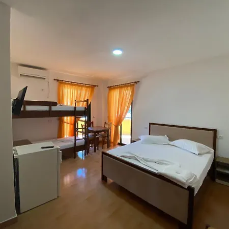 Hotel Enera Golem (Tirana)