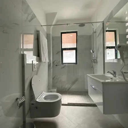 Enera Golem (Tirana)