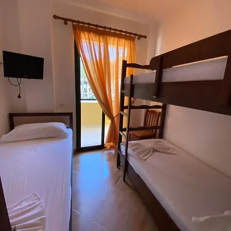 Enera Hotel Golem (Tirana)