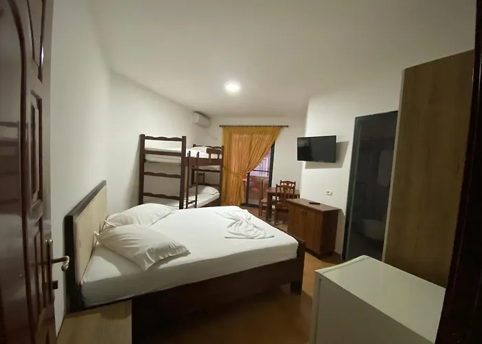 Hotel Enera Golem (Tirana)