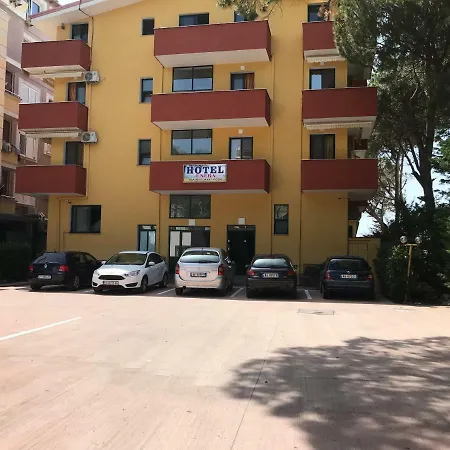 Enera 3* גולם