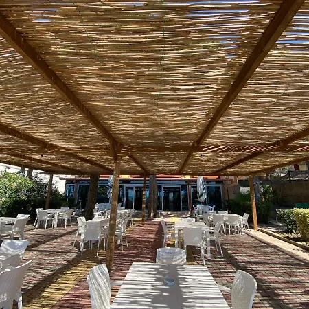 מלון Enera 3*